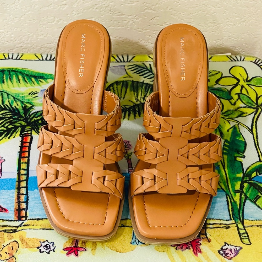 Marc Fisher Melita Block Heel Slide Sandals Size 8
